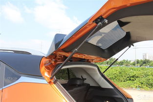 東南DX3 2016款1.5L手動(dòng)旗艦型行李廂支撐桿詳解與汽車圖片展示